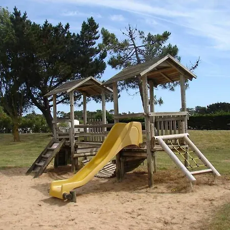 Maison T2 Proche Mer, Piscine Chauffee Et Tennis - Fr-1-231-312 *